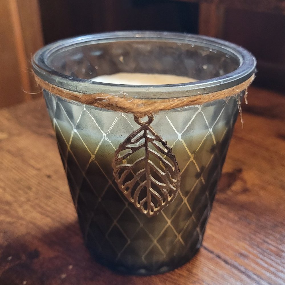 Flickering Fireside Green Glass Leaf Candle